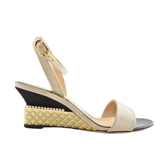 Chanel 17P Beige Grosgrain Pearl CC Logo Ankle Strap Sandals Wedge Heel Pump 37 - Picture 1 of 13